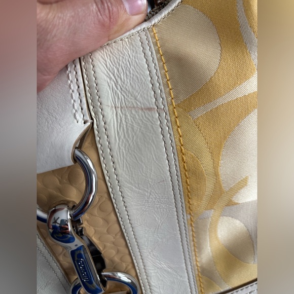 Vintage COACH HOBO SHOULDER BAG PURSE YELLOW WHITE F13336 SPRING SUMMER - Picture 13 of 13